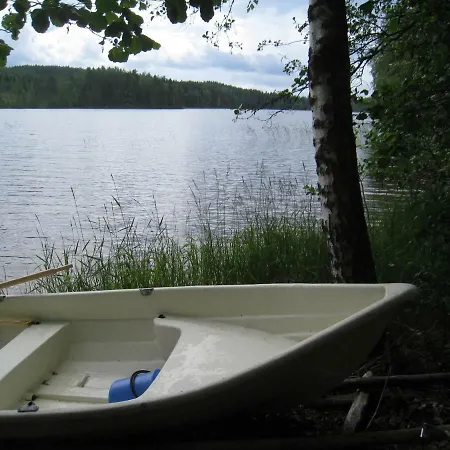 Top Floor Of The By Lake Saimaa דירה *