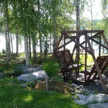 Top Floor Of The By Lake Saimaa דירה