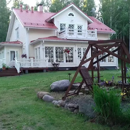 Top Floor Of The By Lake Saimaa דירה Mutanen